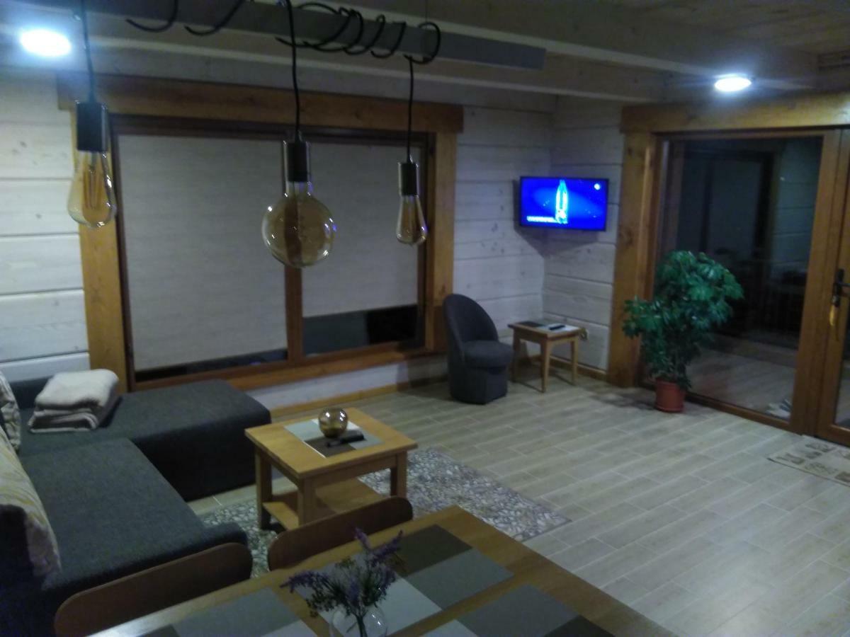Vip Forest Dreams Villa อนีกช์ไช ภายนอก รูปภาพ